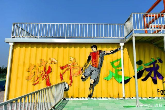 开拓者媒体人：杨瀚森在夏联逐渐打出自信 面对小个展现体型优势